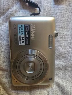 Nikon Coolpix Compact Digital Camera