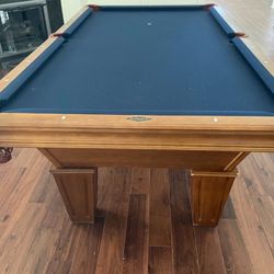 Pool Table Bruinswick ( Free Delivery & Set Up ) 