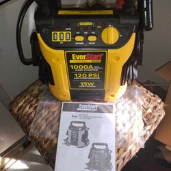 Everstart Maxx 1000 Amp Jump Starter/Air Pump Used 1x