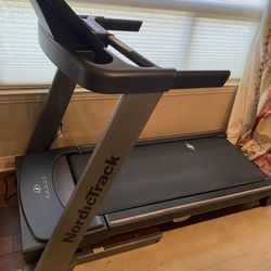 Nordic Track Treadmill 