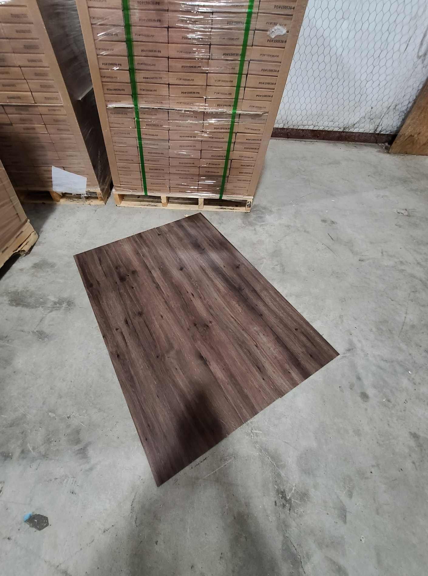 Luxury vinyl flooring!!! Only .65 cents a sq ft!! Liquidation close out! N5GZ