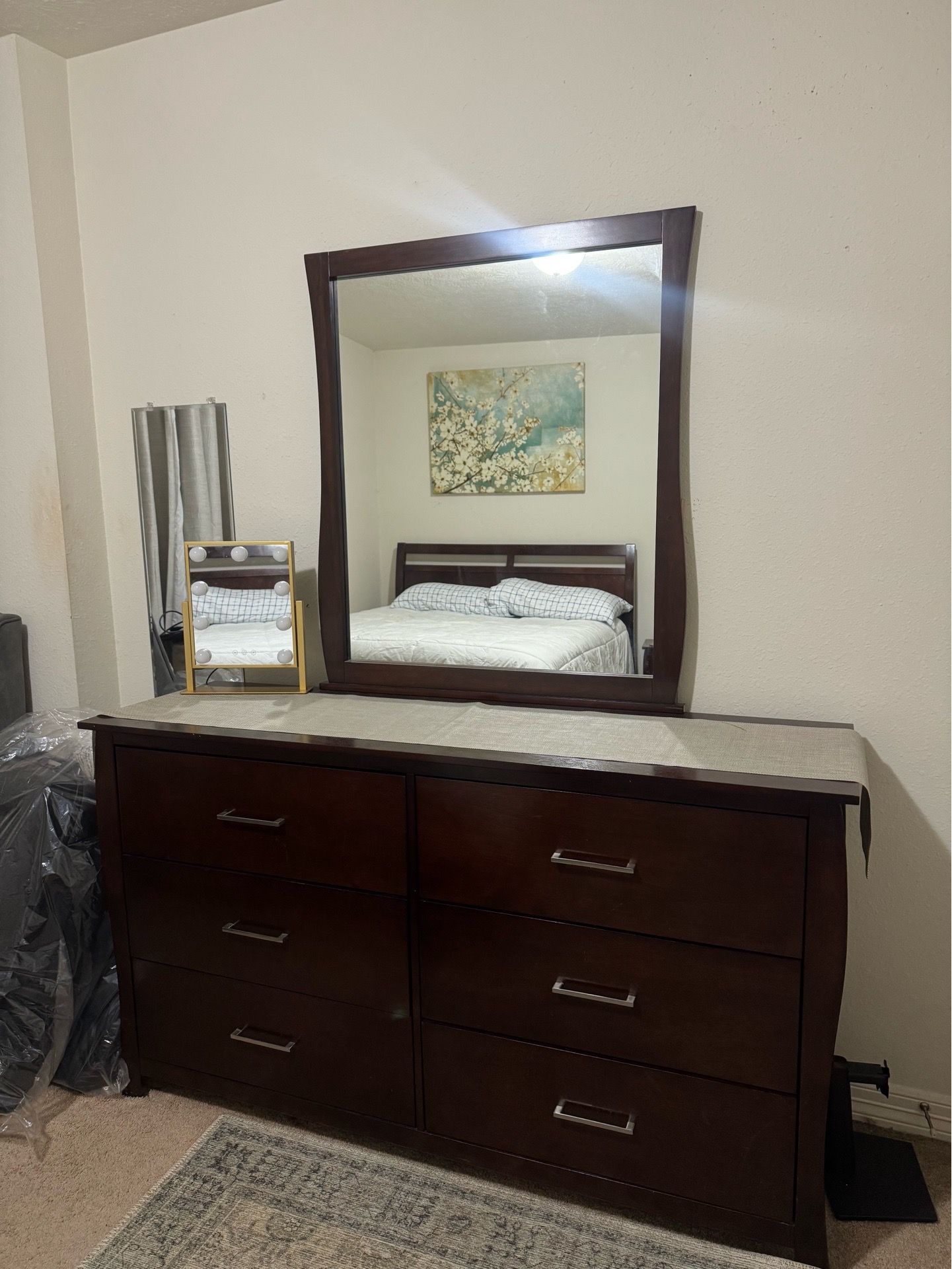 FULL BEDROOM FURNITURE SET