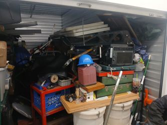 10x20 Dig through storage sale