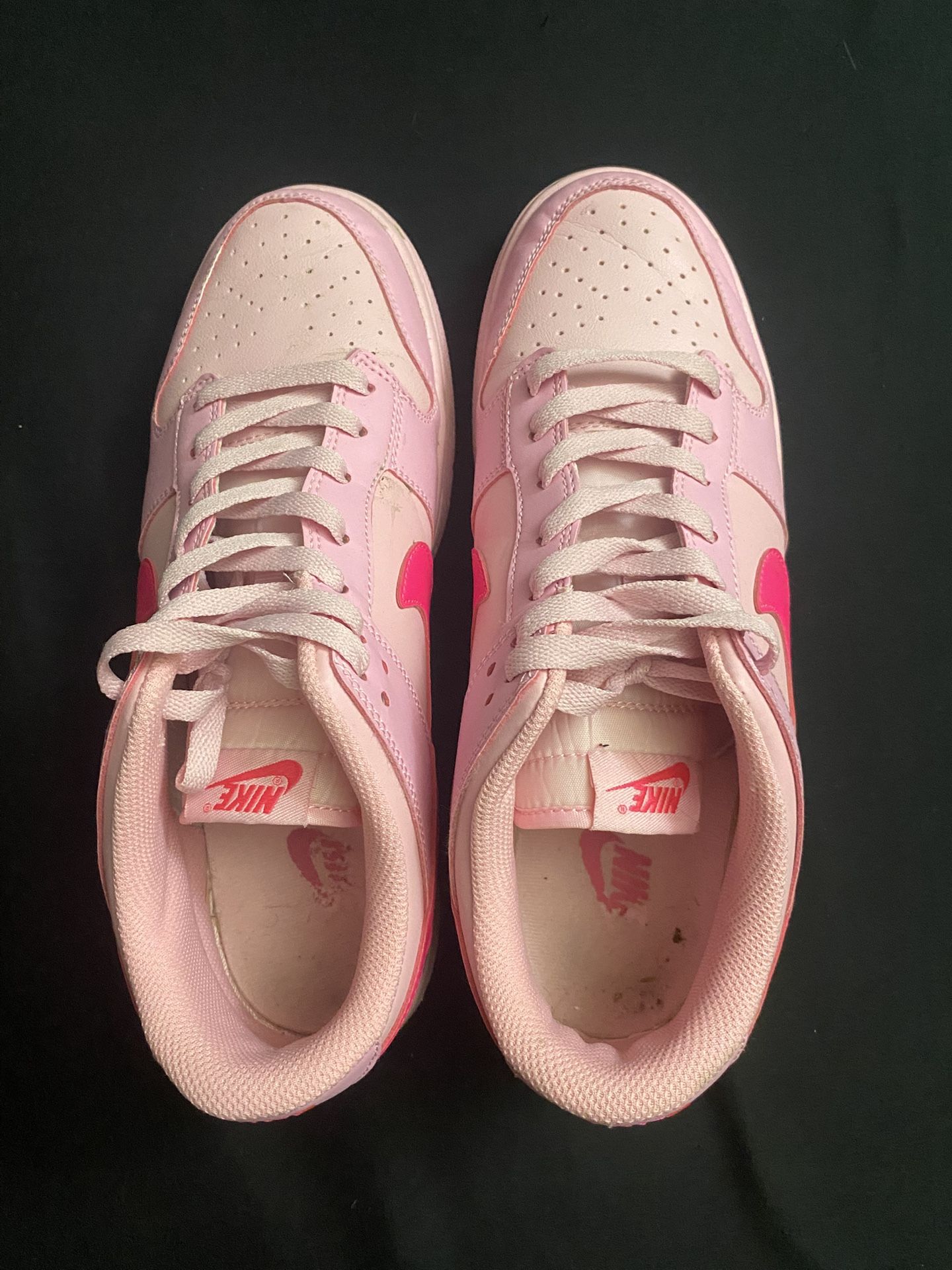 Nike Dunk Lows - Triple Pink