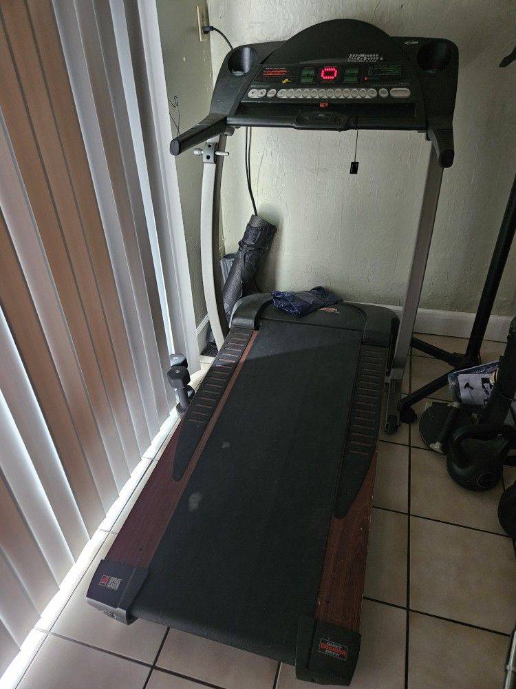 Pro-Form 795 SL Treadmill