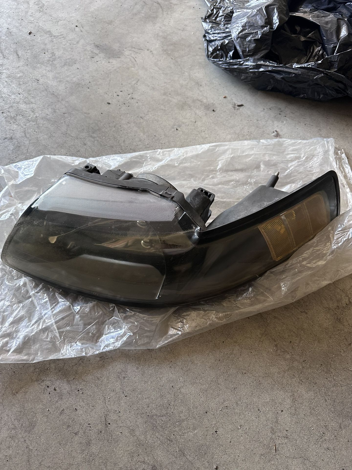 1999 To 2004 Mustang Driver Side Headlight
