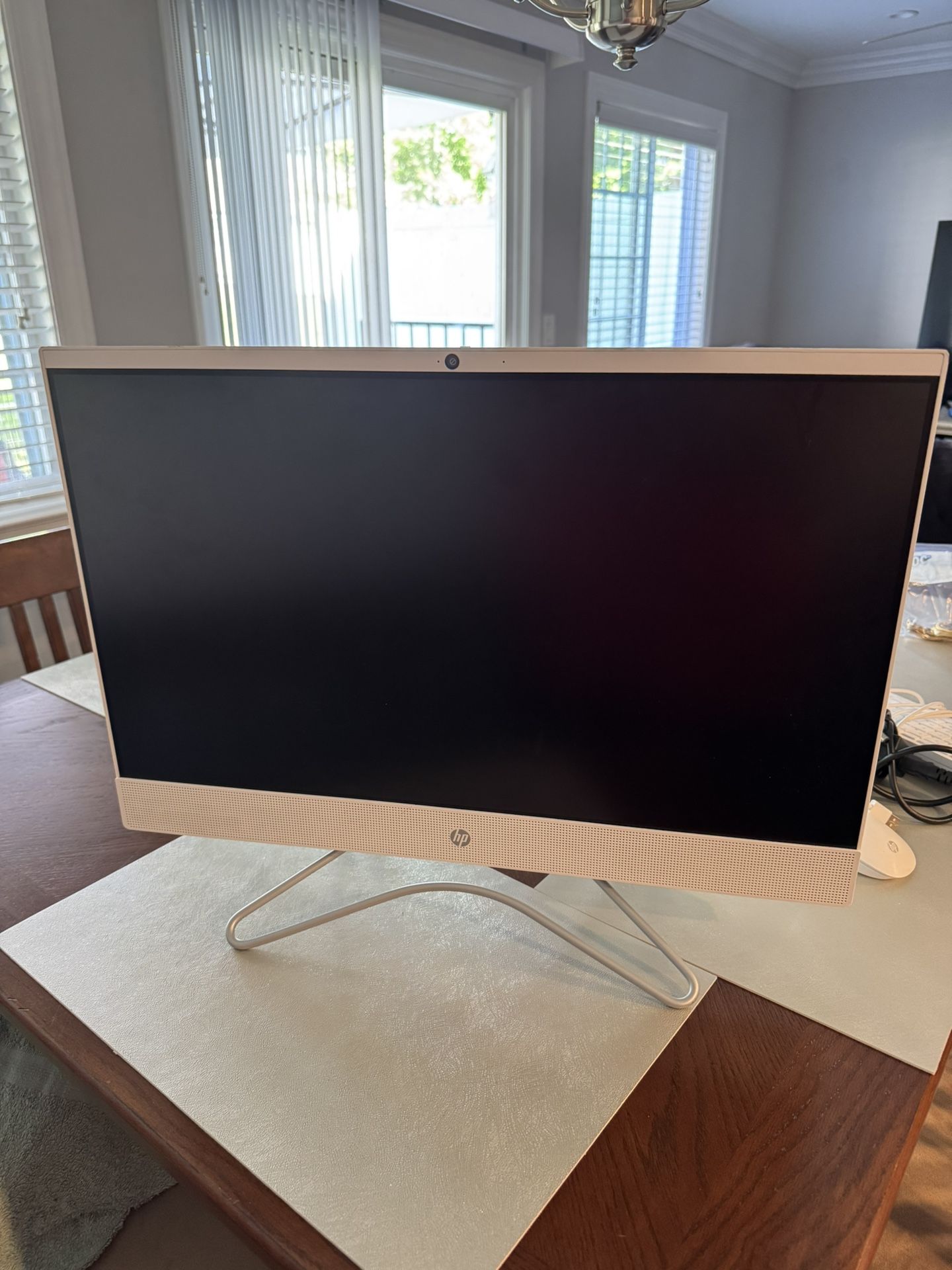 HP 24 All-In-One PC