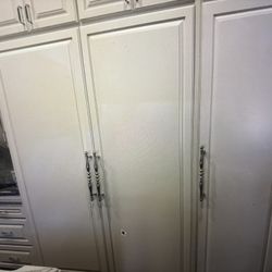 Thermador 34 Inch Refrigerator