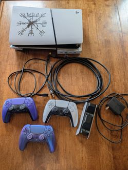 PS5 Slim Model disc version with controllers stand and accessories