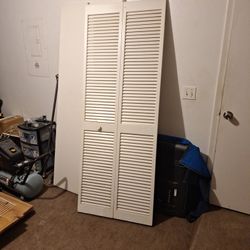 Louvered Bifold Door