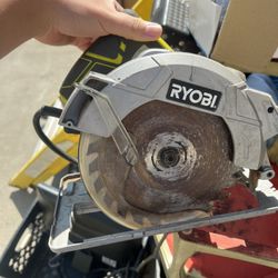 Plug In Ryobi Saw 