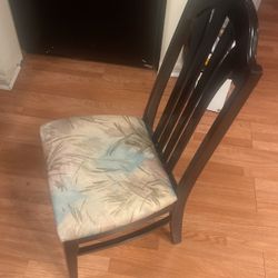 Glass Table With 6 Chairs 