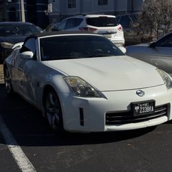2008 Nissan 350z • Touring Roadster 2D