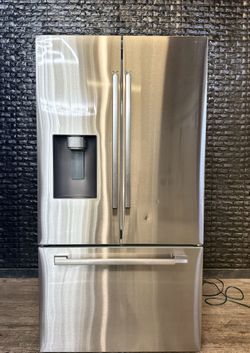 SAMSUNG REFRIGERATOR w/WARRANTY! R3580A