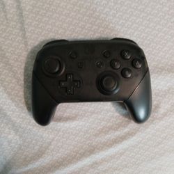 Nintendo Switch Pro Controller 