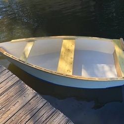 9’ Dinghy 