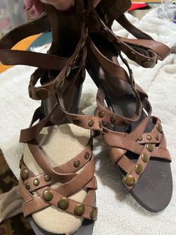 Kenneth Cole sandals 9M women's