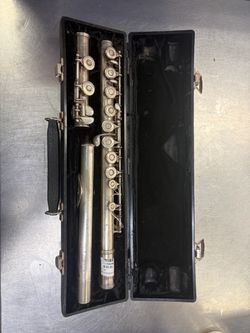 Boosey & Hawkes Silver-Plated Student Flute w/ Hard Case
