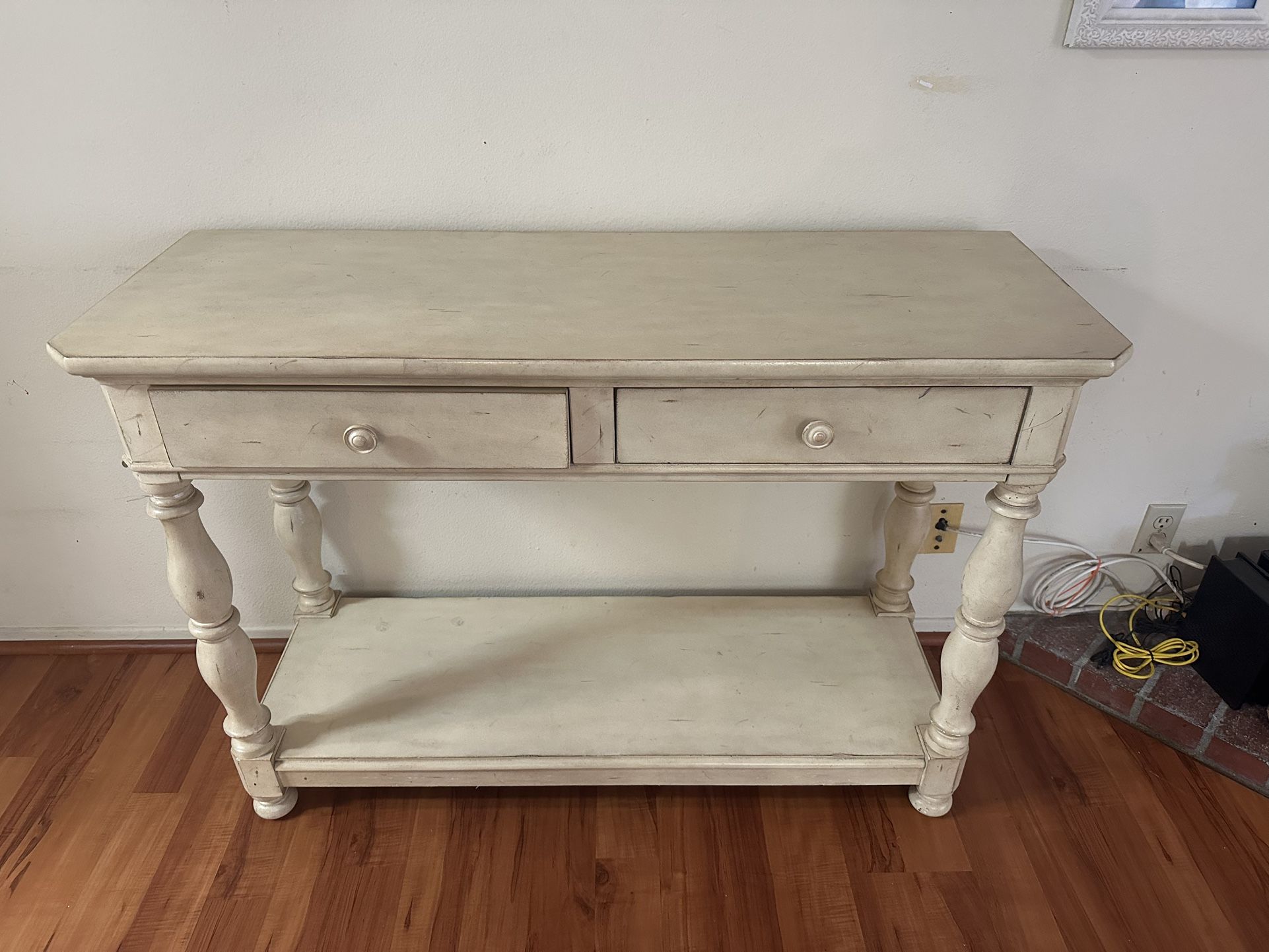Tv Stand / Side Table 
