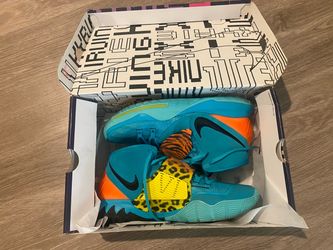 Kyrie 6’s Nike Oracle Aqua—size 11.5