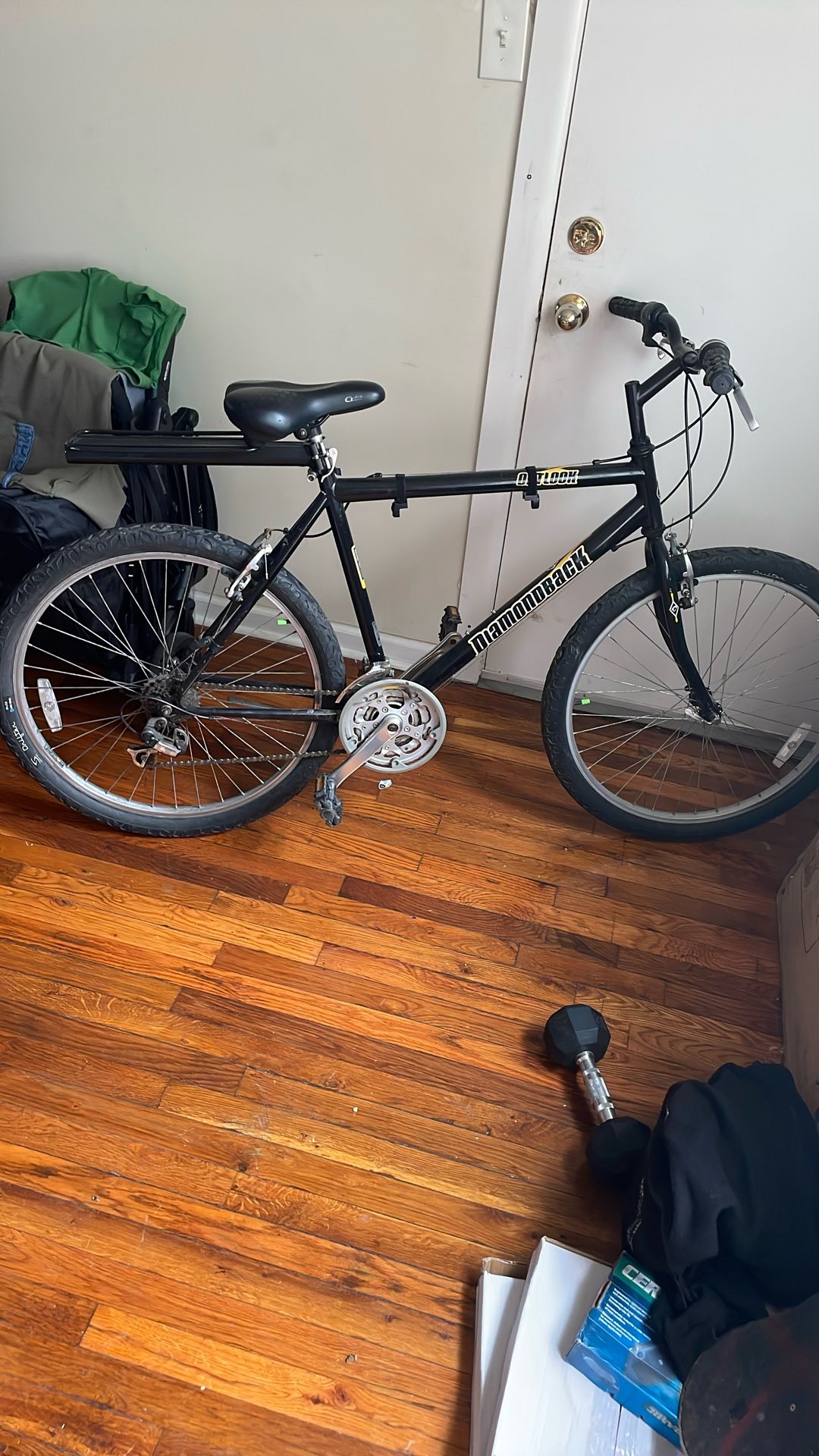 Damond Back 26inch Outlook