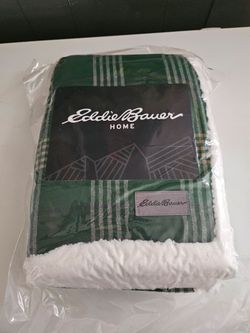 Eddie Bauer Reverseable Throw Blanket