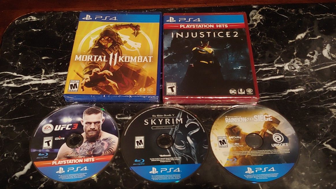 5 Ps4 Games LOT 3 Looose and 2 Unopened