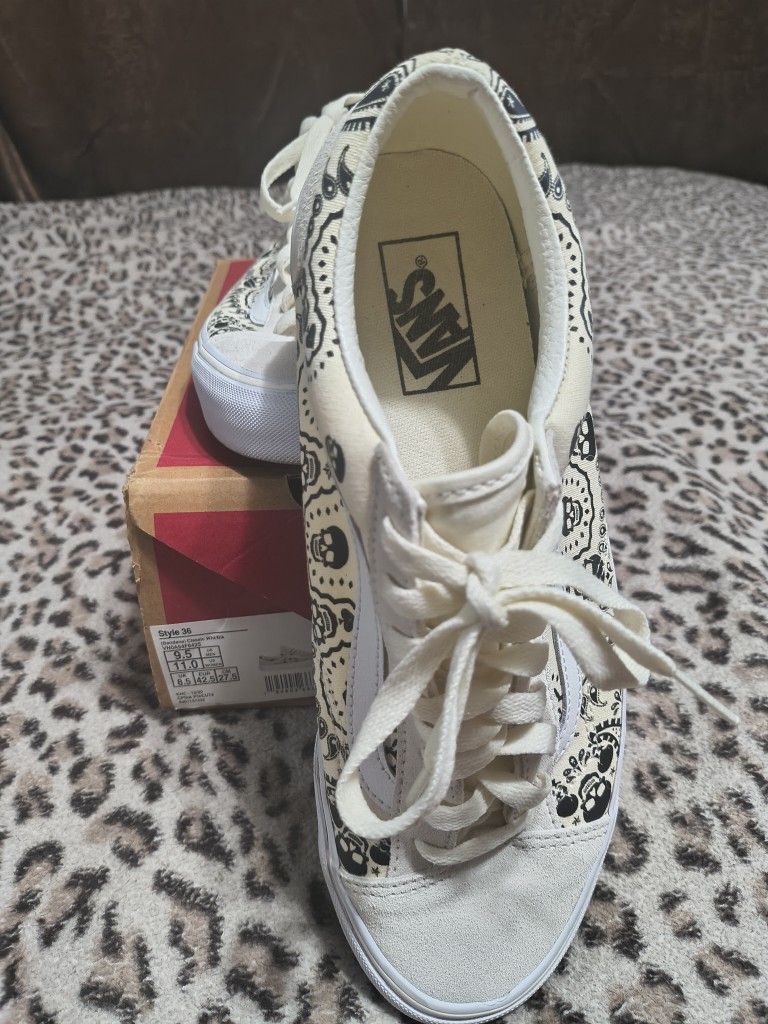 Vans (Bandana) Classic Sneakers