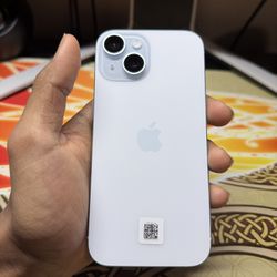 Apple iPhone 15 - 128GB - White - Excellent Condition (Unlocked)