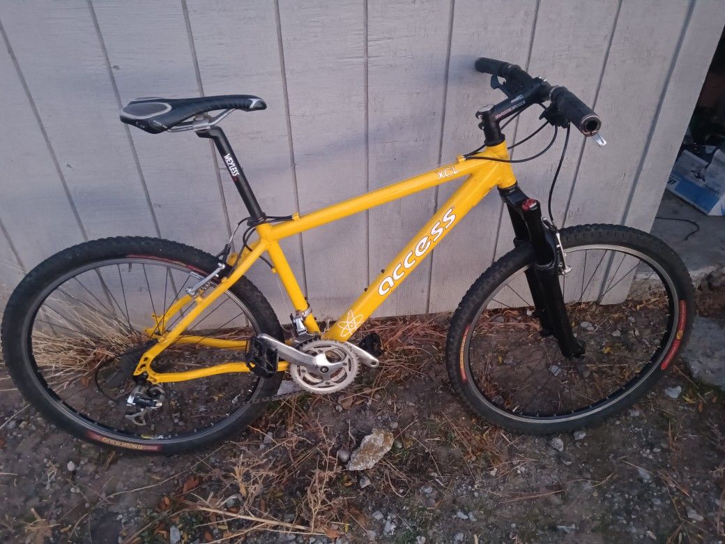 Mountain Bike Men's (26" / 17.5")