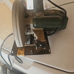 Black And Decker Saw