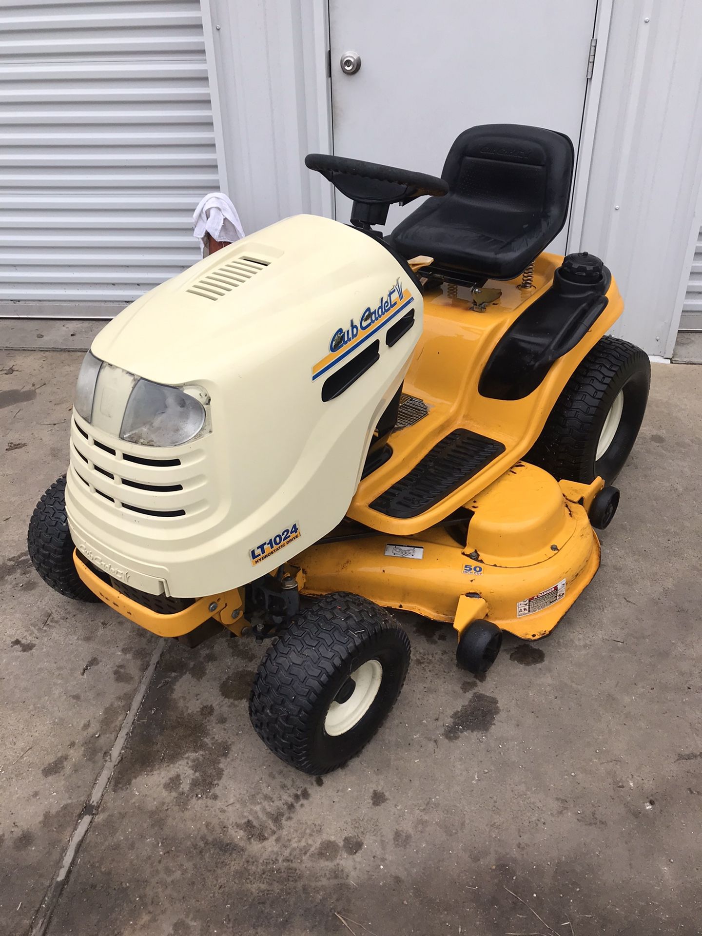 Cub Cadet Tractor LT1024 for Sale in Tomball, TX OfferUp