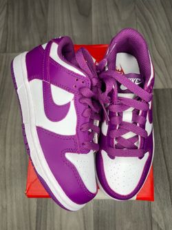 White viotech Nike dunks