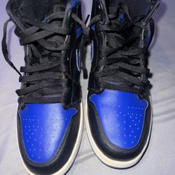 Blue Royals 1s