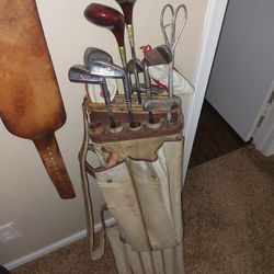 Vintage Kenny Smith Bag, (Made For Kansas City) Clubs & Irons Set With RARE COLLECTIBLES INSIDE THE GOLF BAG POUCH