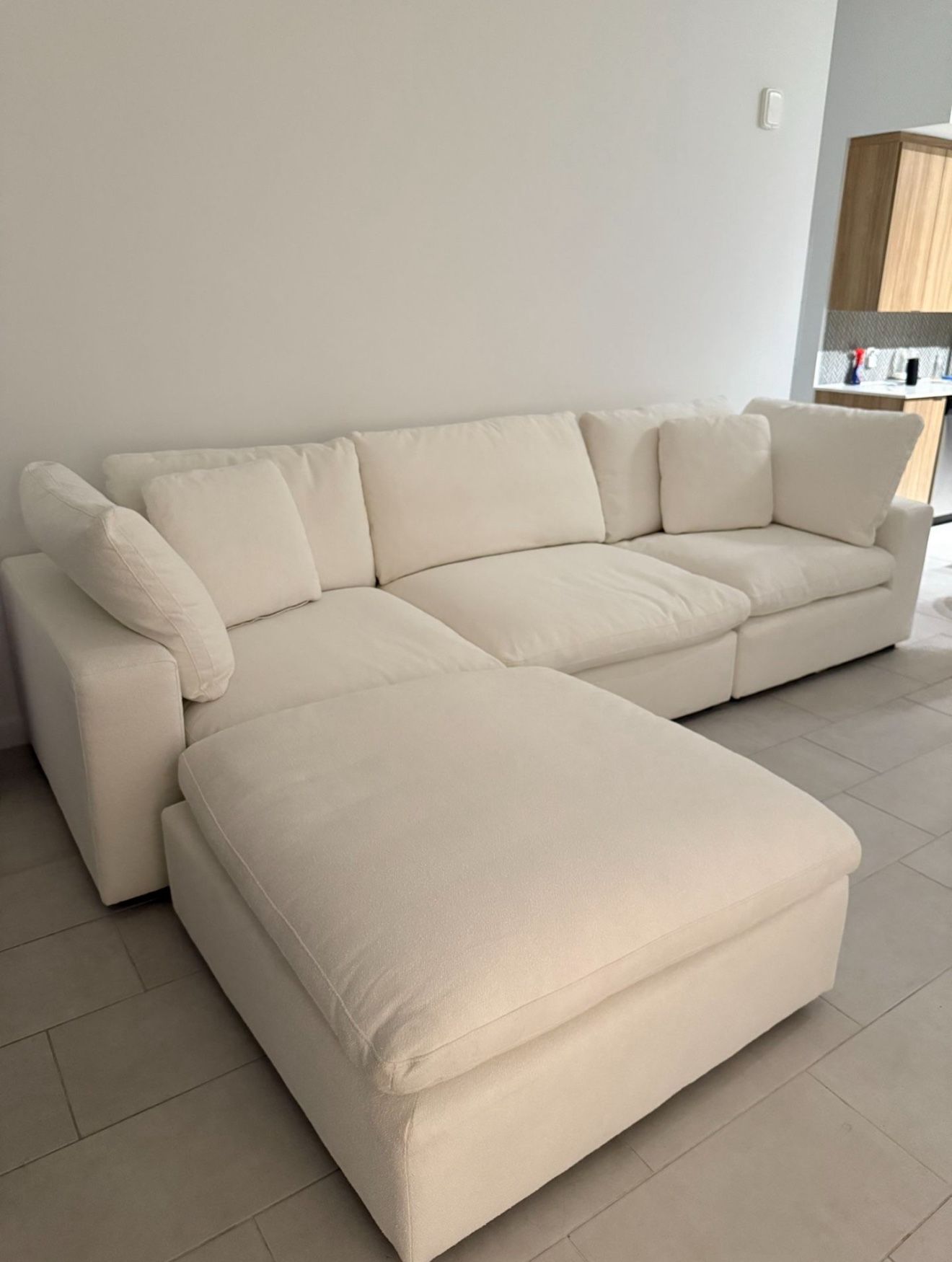 Cloud White Couch New Cost 3,500