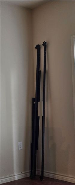 Headboard/ Footboard Bed Frame w/Hook In Bed Rails