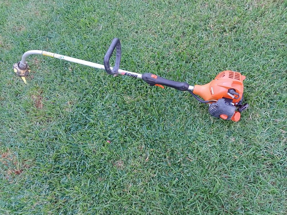 Curve Echo Weed Eater For Sale Works Good 