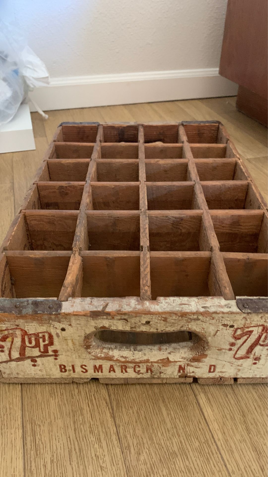 Vintage bottle carrier