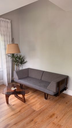 Modernica Case Study Bentwood Daybed Couch 77β