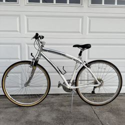 Specialized – Large Frame Hybrid Bike, 700c Wheels, Shimano 24-Speed – Ready to Ride