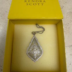 Kendra Scott Aiden Filigree Pendant Long Necklace in Silver Vintage