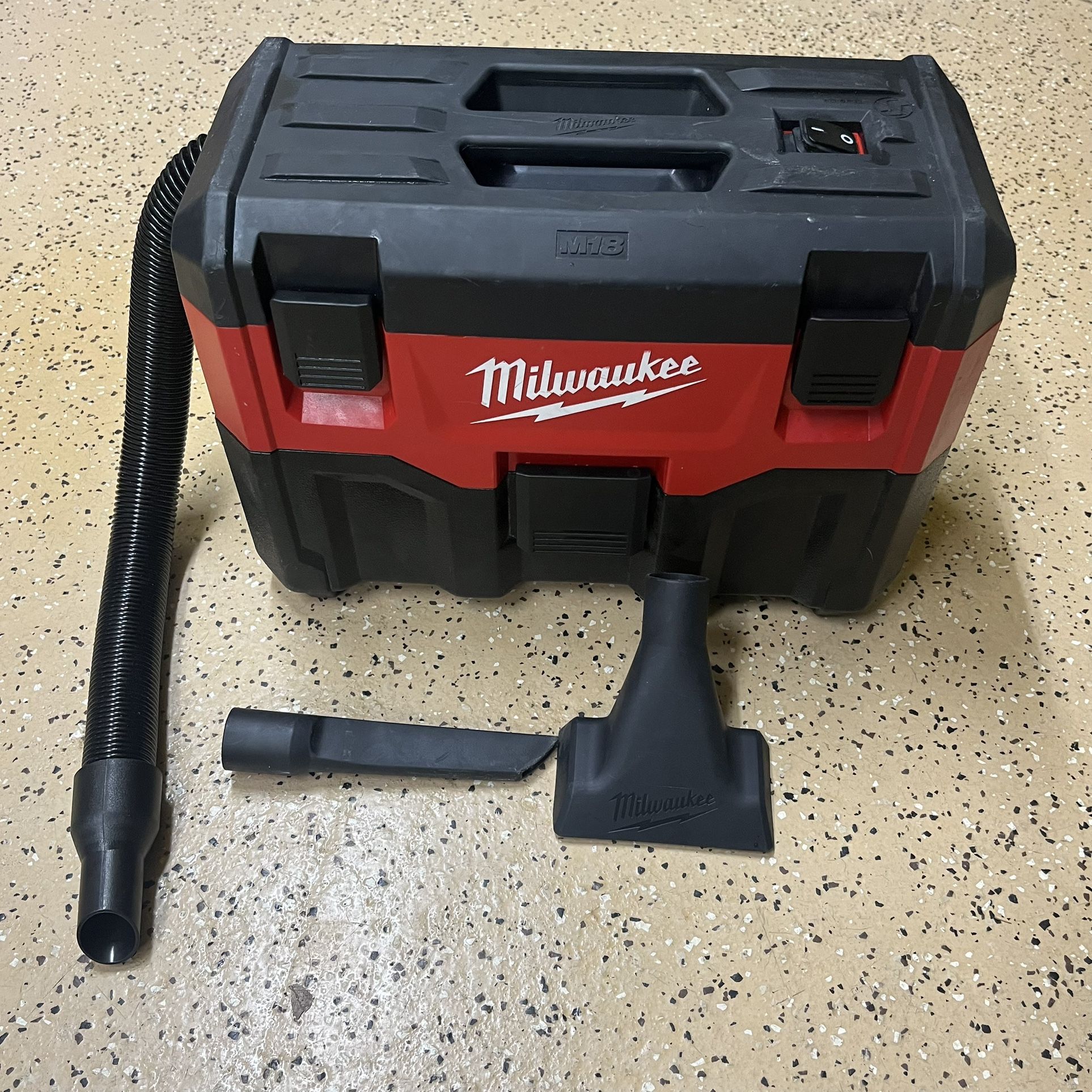 Milwaukee M18 18-Volt 2 Gal. Lithium-Ion Cordless Wet/Dry Vacuum (Vacuum-Only)