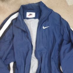NIKE 2XL WINDBREAKER BLUE