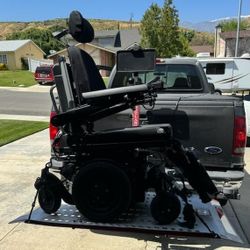 Power Wheel Chair With Carrier 