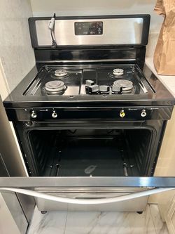 Whirlpool Stove -Needs Work