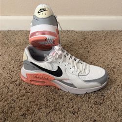 Women’s Nike Air Max Excee
