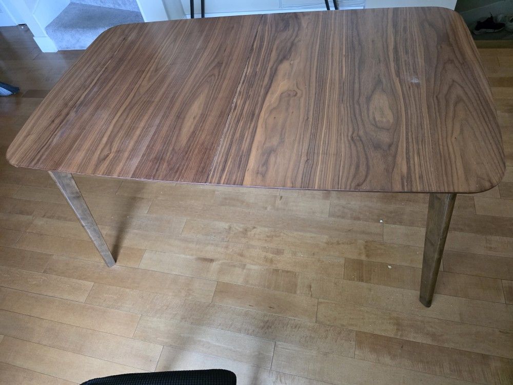 !!! Free Extendable Dinning Table 🍽 !!!