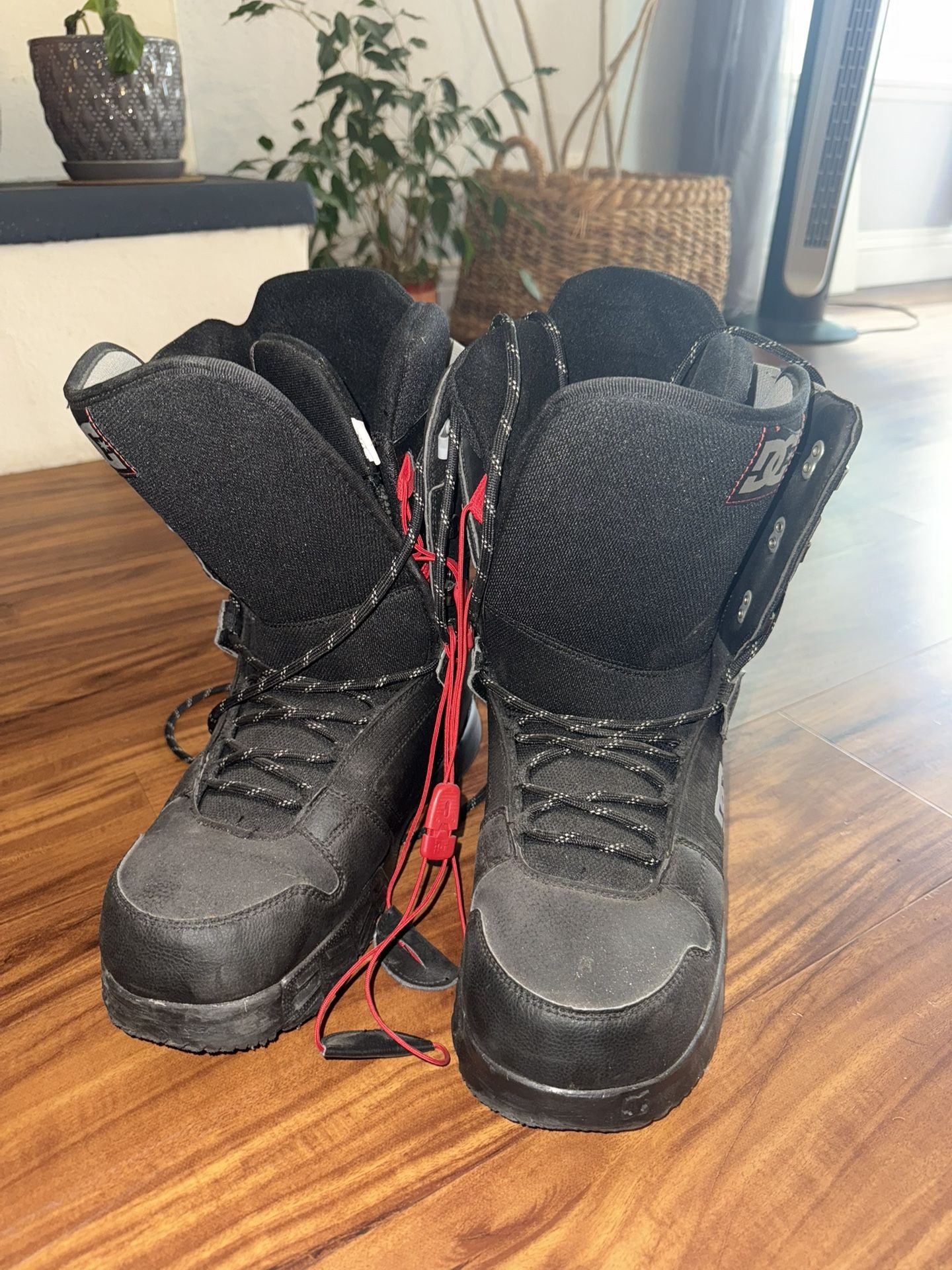 SNOWBOARD BOOTS DC Phase 2020 NEVER USED! Size 12