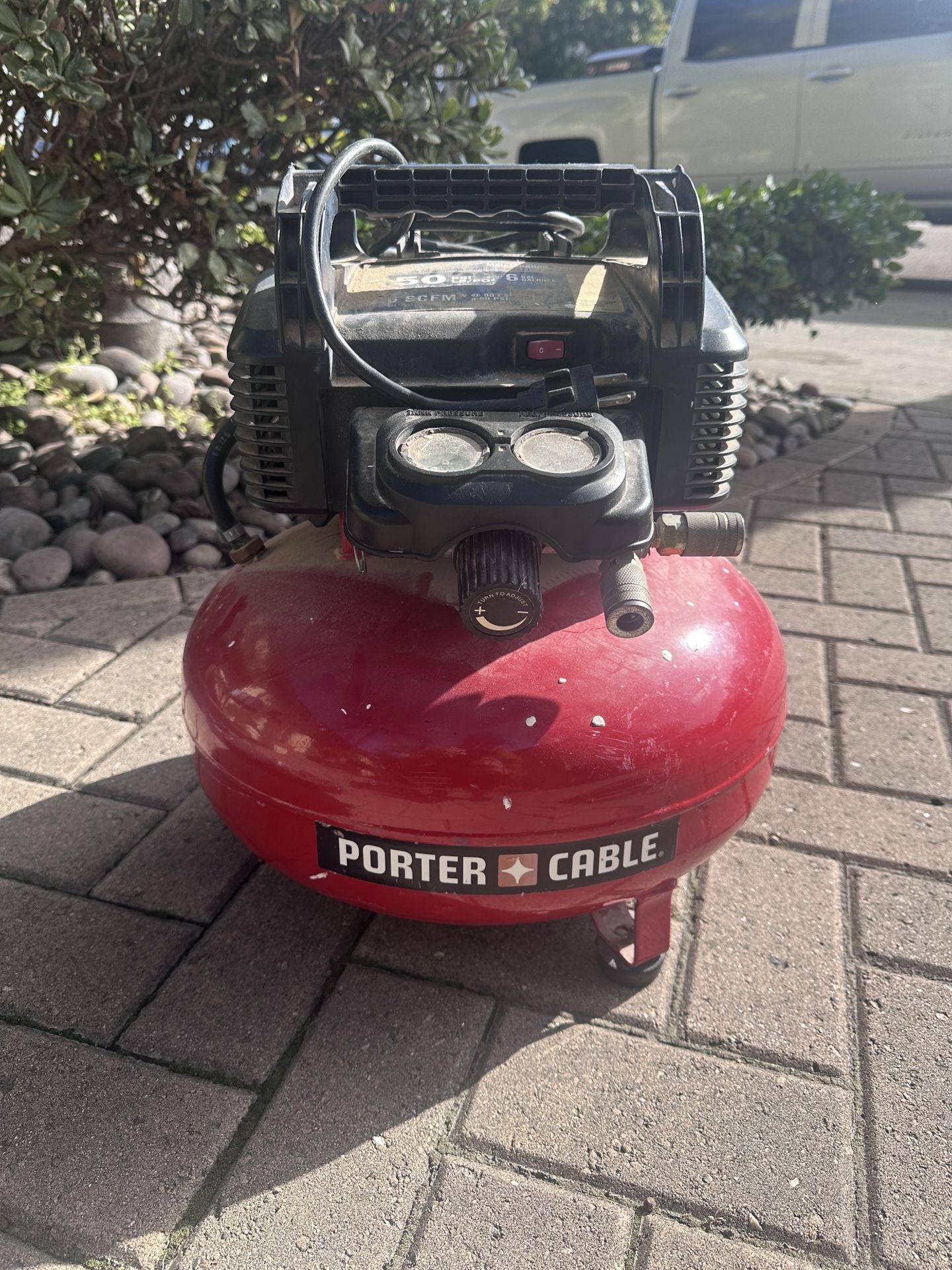 Porter Cable C2002 150 PSI 6 Gallon Pancake Compressor
